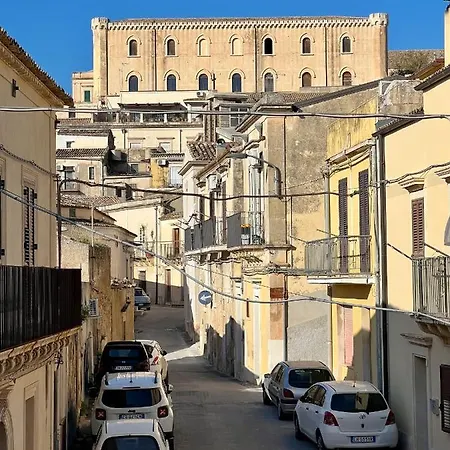 Terrace- Walk To Porta Reale And Cafes - La Casa Della Pietra - Near Wine Tasting