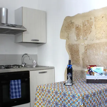 Terrace- Walk To Porta Reale And Cafes - La Casa Della Pietra - Near Wine Tasting * Noto