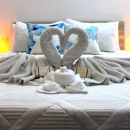 Apartamento Terrace- Walk To Porta Reale And Cafes - La Casa Della Pietra - Near Wine Tasting