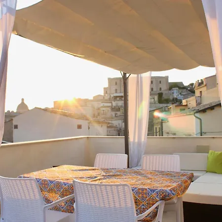 Apartamento Terrace- Walk To Porta Reale And Cafes - La Casa Della Pietra - Near Wine Tasting Noto